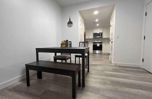 Keith Apartment | 2BR Suite w/Private Entry, Kitchen, W/D, Parking, Smart TV, Wi-Fi, Near Banff