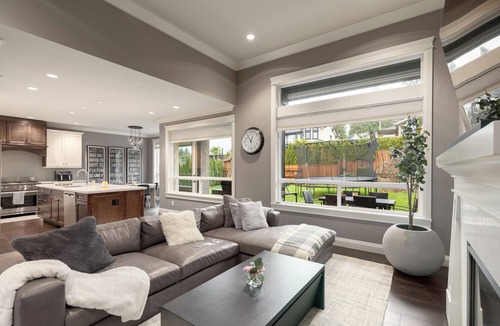 Upper Lonsdale House | 3+ Bdrm. Luxury North Vancouver