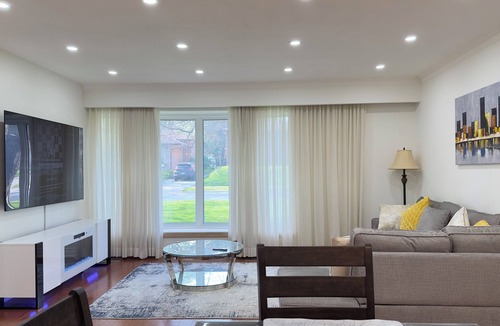 Ben Jungle House | 3 Bed 2 Bath Bungalow, easy commute, 30 min to DT