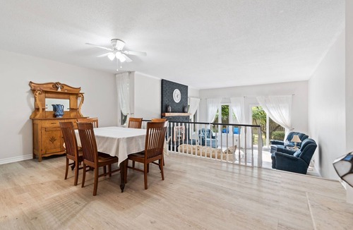 Amherstview House | 3 Bedroom Bungalow Quiet friendly neighborhood in West end. Entire Home