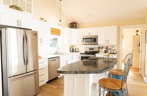 Cavendish Cottage | 3-Bedroom Cavendish Oceanfront Cottage - Located inside National Park