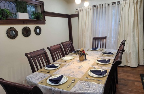 Blake - Jones House | 3 bedroom detached house in Toronto (Danforth area)