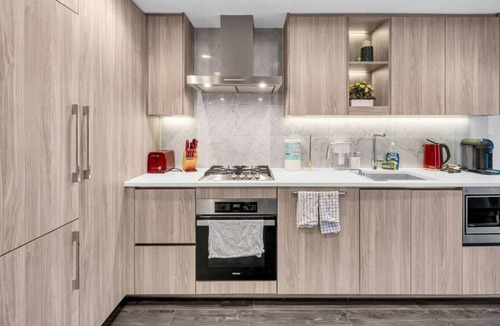 Southeast False Creek Condo | {30Days+} Scorpio Palace - COZY, MORDEN & LUXURY