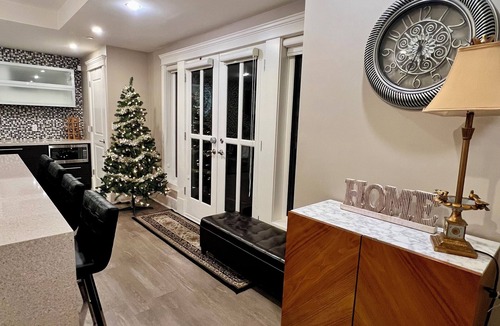 Marpole House | 3Bed+2Bath Steam Sauna Retreat in Vancouver! Family friendly!
