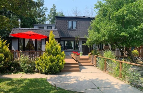 Sutton Cottage | 3BR lake Simcoe cottage ,free parking, Ice fishing-hour drive to Toronto