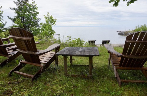 Lafontaine House | 4 SEASON WATERFRONT COTTAGE ON GEORGIAN BAY SAND BEACH
