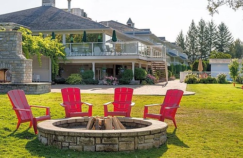 Kamloops Hotel | 4-Star Hotel ∙ South Thompson Inn & Conference Centre