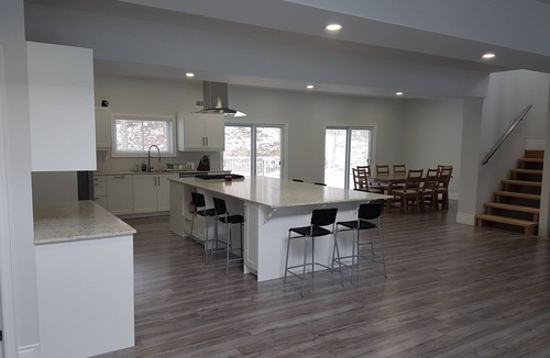 Lafontaine House | 4200 sq ft 5 bedroom house with beaches, skiing and trails seconds away!