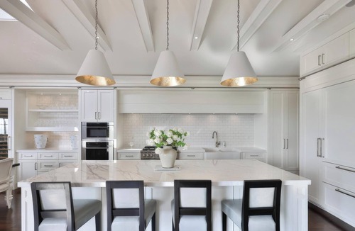 Oakville House | 5 bed 6 bath House on Lake Ontario with pool walking distance to Oakville