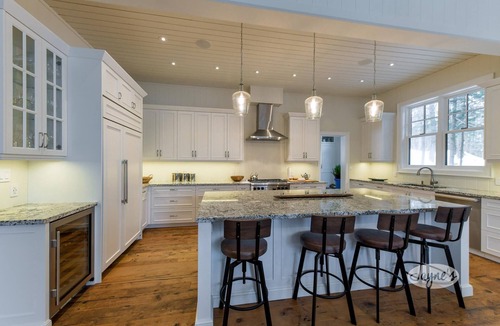 Muskoka Lakes Cottage | 7 bedroom, 5 bath, Sauna, Luxury New Build! Private! Lake Rosseau!