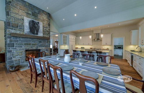 Muskoka Lakes Cottage | 7 bedroom, 5 bath, Sauna, Luxury New Build! Private! Lake Rosseau!