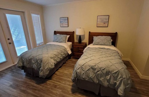 Humber Valley Ski Chalet | 70 Lakeside - Humber Valley Resort