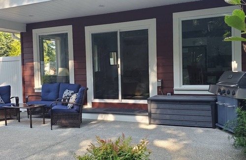 Regional District of Nanaimo Cottage | A modern cozy cottage in your own wooded backyard located mid Vancouver Island.