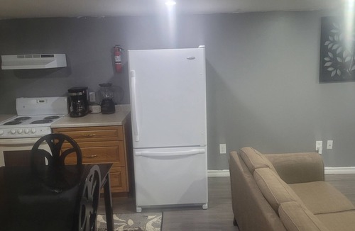 St. Catharines House | Affordable Lower Level Room in a Shared Home
