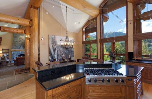 Blueberry Hill House | Alpine chalet w/hot tub & rooftop deck