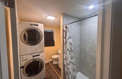 Mount Pearl Apartment | Amazing 1 Bed apartment in an excellent location