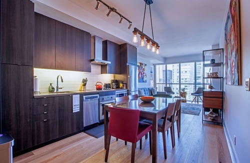 Fashion District Condo | “Amazing 2 Bedrooms Condo” in Downtown Toronto Best location in the downtown!