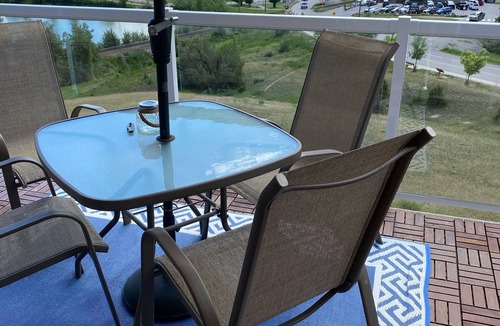 Invermere Condo | Amazing lake view, steps to Kinsmen Beach & Invermere restaurants & amenities!