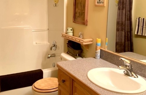 Apex Mountain Condo | Apex Ski in Ski Out Luxury Winter Retreat with Hot Tub