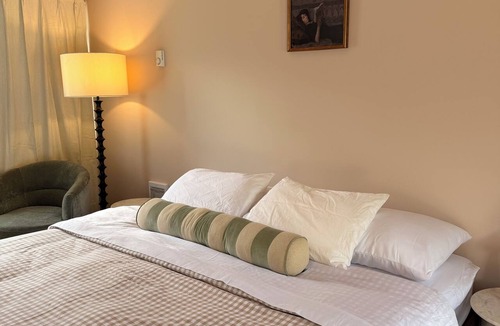 Apsley Hotel | Apsley Inn and Restaurant