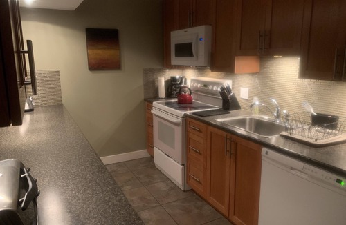 Lynn Valley House | Awesome 2BR Near Lynn Valley best trails and parks