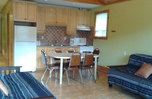 Wasaga Beach Cottage | Beach Area 1 Suites Of Wasaga