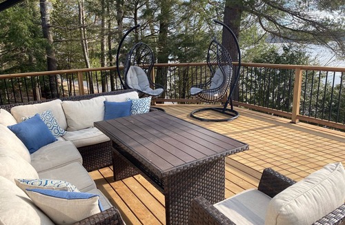 Port Carling House | Beach Waterfront Home, Large Decks, sunset views, chefs kitchen, family friendly