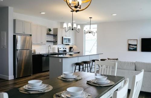 Grand Bend Apartment | Beachview getaway at the New Carlyle 200 on the Main strip in Grand Bend