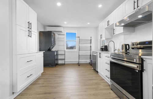 Hull Apartment | Beautiful 1-bedroom apartment with AC in charming Gatineau