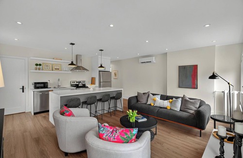 Wychwood Apartment | Beautiful 2nd floor apartment, minutes from transit, restaurants, pet-friendly.