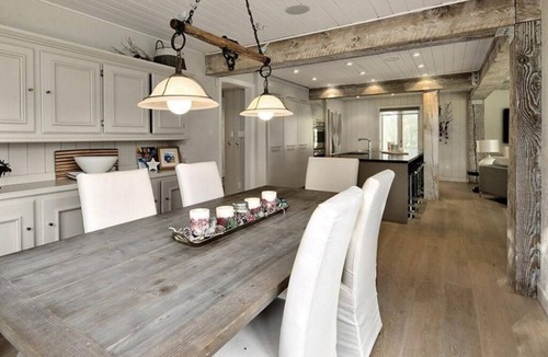 Glen Huron Ski Chalet | Beautiful 4 Bedroom Chalet in Collingwood/clearview/blue Mountains