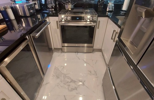 East Side House | Beautiful Luxury 3 Bedroom Townhouse