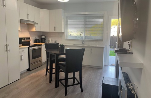 Chilliwack Apartment | Beautiful mountain and river views .Quiet and cozy suite.Close to town & Cultas