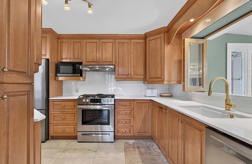 Sainte-Adele Ski Chalet | Beautiful view, hot tub, park, hiking , biking, privacy, pet friendly