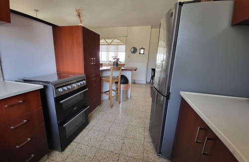 Emek Refaim Apartment | Beautiful views - walk to restaurants, theaters, First Station, & Old City