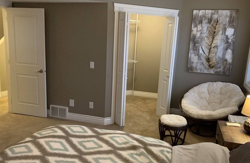 Sicamous Condo | Best vacation spot in Sicamous on the Shuswap, 25 ft boat slip included