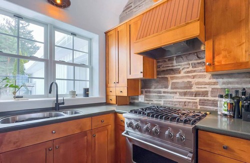 Ashfield-Colborne-Wawanosh Cottage | Birch Beach Lake House-Hot tub/Sauna, Lake Access