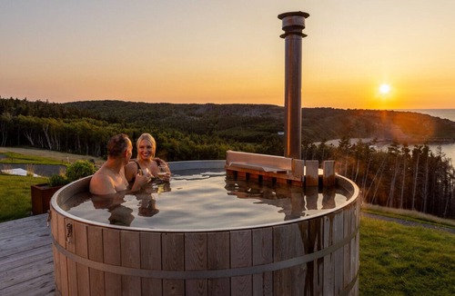 Inverness County Cottage | Birch - Luxury Oceanview Cottage with Hot Tub & Private Beach Access near Cabot Trail