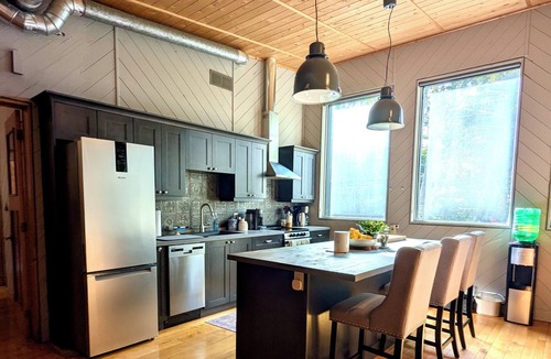 Colborne Cottage | Birch View Studio - A spacious and refined woodland retreat with sauna & hot tub
