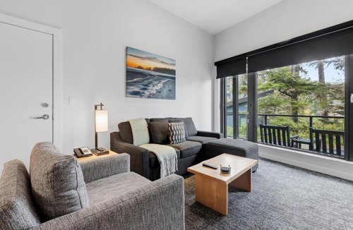 Ucluelet Hotel | Black Rock Oceanfront Resort