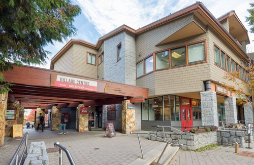 Whistler Village Apartment | Black Tusk | Top Floor + Best Location + Mtn Views