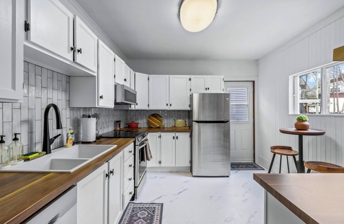 Downtown St. John's House | Blue Wood House 3BR Fire Pit Parking Space Pets Ok
