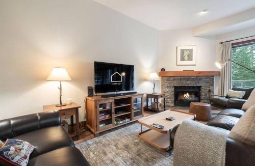 Blueberry Hill House | Blueberry Hill Estates 3180 by Outpost Whistler