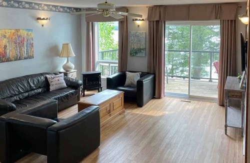 Addington Highlands Cottage | Bon Echo Escape - North