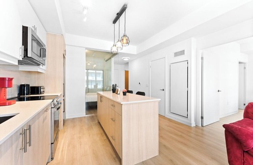 The Queensway Condo | Boutique 2-Beds/2-Bath, Free Parking, Minutes to downtown and shopping