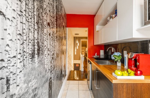 Parkdale Apartment | Boutique Penthouse Designer 1 BR Suite w/2 Balconies in Downtown Toronto