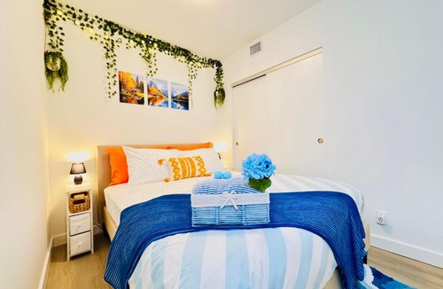 Crescent Heights Apartment | Bow River Cabin - Downtown - River Front - Free Street Parking