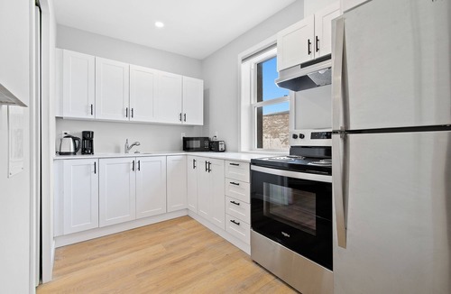 Hull Apartment | brand new downtown units #11