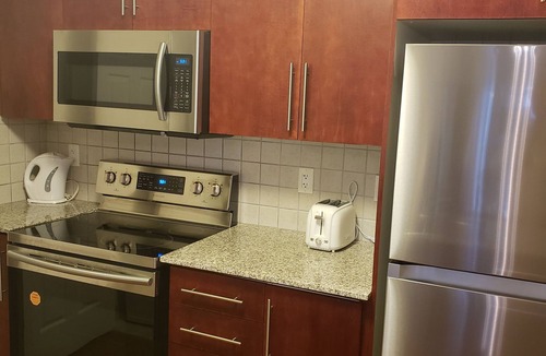 Downtown Mississauga Condo | BREATHTAKING VIEW 3 BROOM GRAND OVATION FULLY FURNSHED SQUARE 1 MALL MISSISSAUGA
