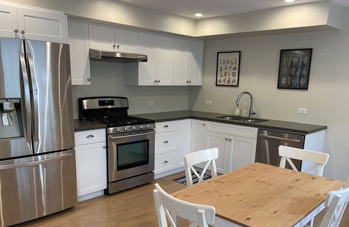 Gonzales Apartment | Bright and clean 2 bedroom basement suite. 10 minute walk to the ocean.